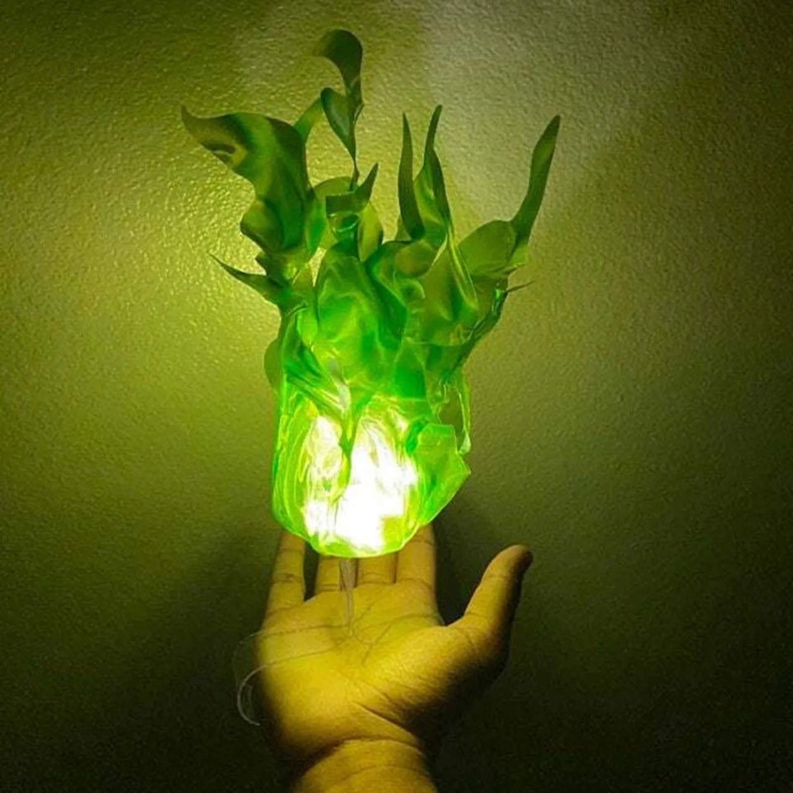 Halloween Floating Fireball Lamp – Artificial Flame Party Light
